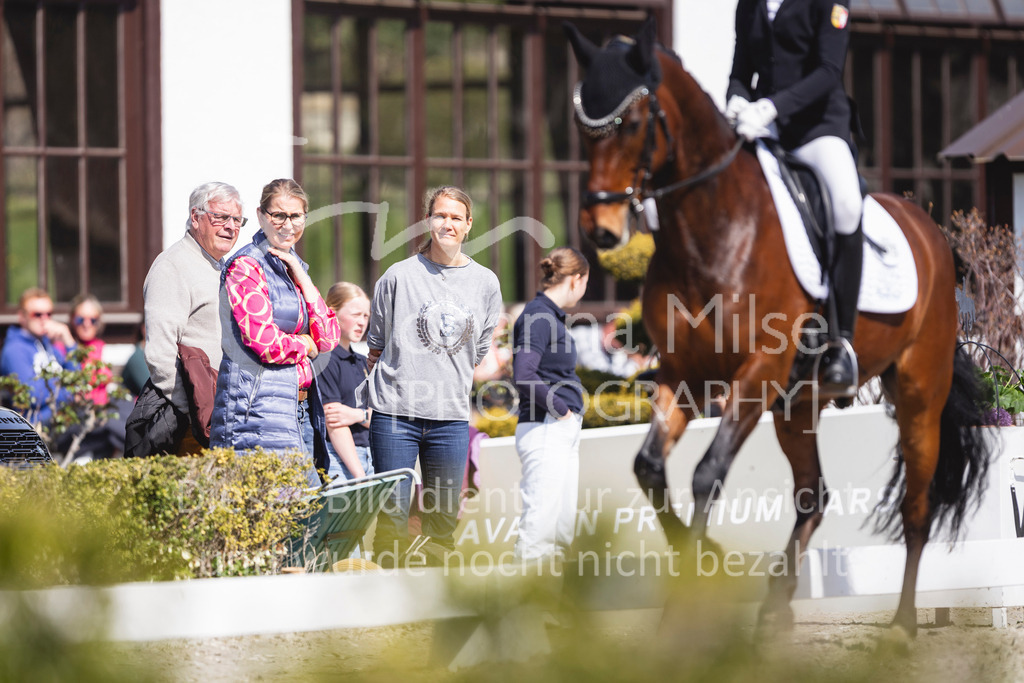 260411_Kronberg_Dressur-L_Pony-160 | Deine schönsten Turniermomente als professionelle Fotos! Entdecke hochwertige Pferdesport-Fotografie im Online-Shop. Jetzt Fotos finden & bestellen!
