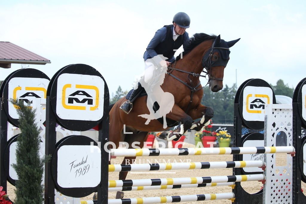 DL2Q4684 | Willkommen bei Brunnmayr - Design & Fotografie – Ihrem Spezialisten für Reitturniere und Pferdeveranstaltungen in Oberösterreich, Salzburg und Bayern! Seit über 17 Jahren sind wir leidenschaftlich dabei.