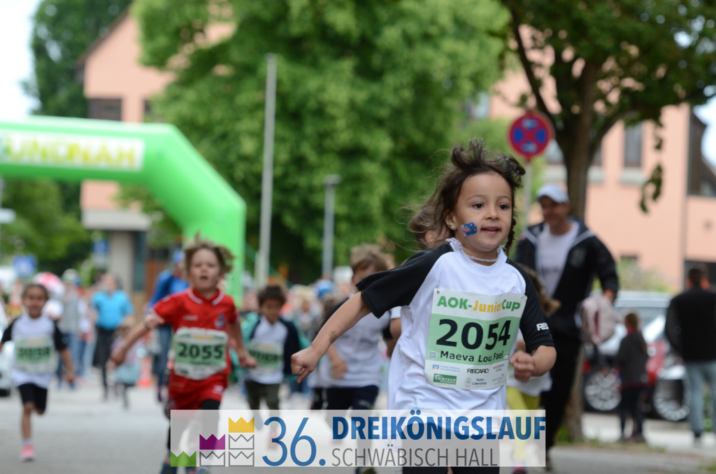 AOK Junior Cup 400m | 3Königslauf 2022 AOK Junior Cup 400m - Realisiert mit Pictrs.com