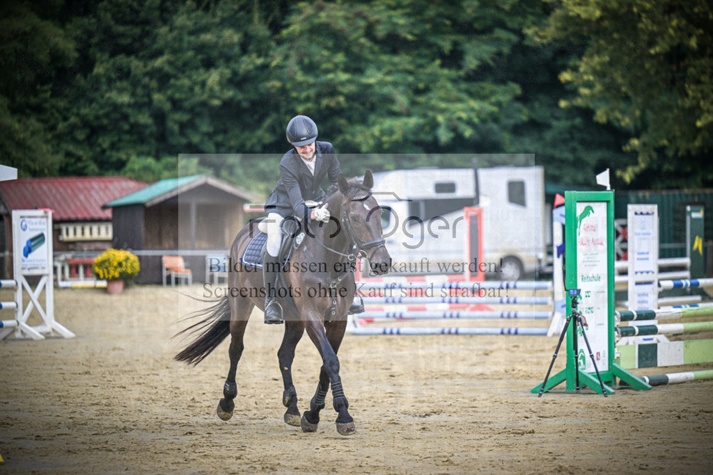 DOS_0070 | Entdecke hochwertige Reitturnierfotos von Foto Oger. Professionell, emotional und authentisch – jetzt Lieblingsmomente im Shop bestellen.Deutschlandweite Turnierfotografie. - Realisiert mit Pictrs.com