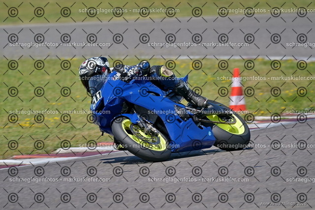 26BT01-1373 | 511 - Realisiert mit Pictrs.com