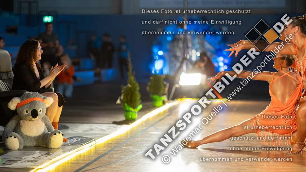 20260321-01062 | Hier finden Sie Tanz Bilder vom Latein und Standard Formationen tanzen. Sportbilder vom Tanzsport. Schöne Fotos und von Weltmeisterschaft, Europameisterschaft, Bundesliga, Regionalliga, Oberliga und Landesliga sowie von GOC Stuttgart, DanceComp, WM Bremen