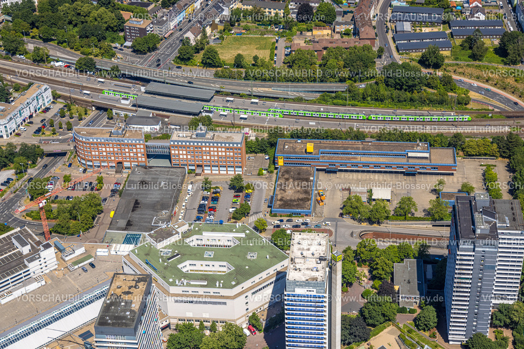 Muelheim230703975 | Luftbild, Forum City und Hochhäuser Hans-Böckler-Platz, Mülheim Hauptbahnhof mit S-Bahn, Altstadt II - Südost, Mülheim an der Ruhr, Ruhrgebiet, Nordrhein-Westfalen, Deutschland