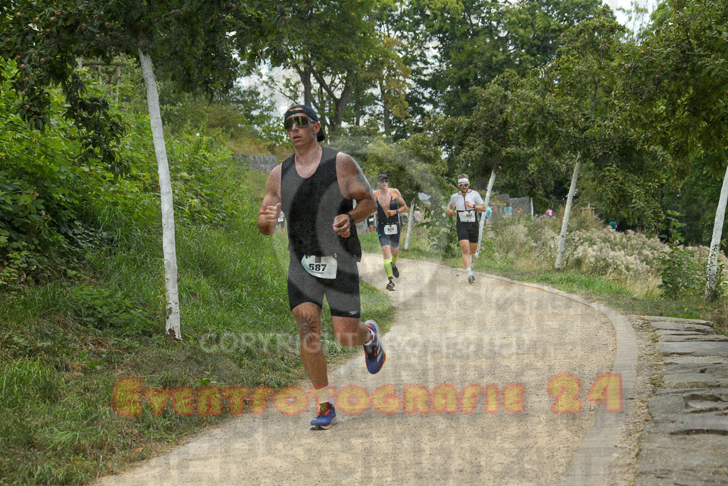 250824_1424_EX1_6113 | Sportfotografie im Rhein-Sieg Kreis, Köln, Bonn, NRW, Rheinland Pfalz, Hessen, etc. Unser Tätigkeitsfeld umfasst den Laufsport vom Volkslauf über den Marathon, Duathlon, Triathon bis zum Ultralauf wie Kölnpfad Ultra oder Schindertrail.