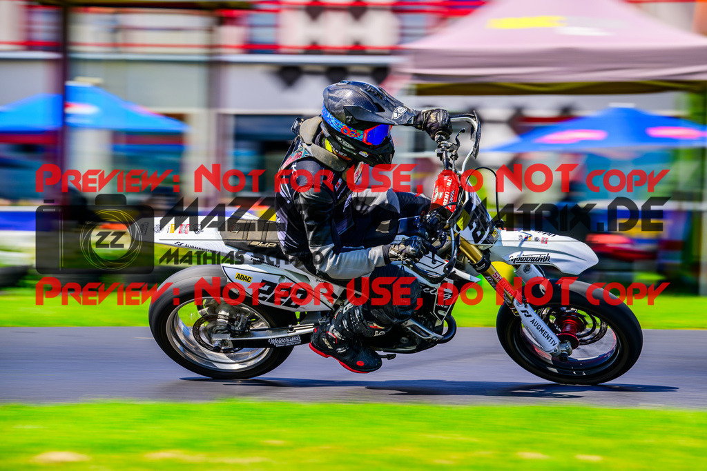 MaZZes_FotoMatrix_240713_6021986_7147 | S3