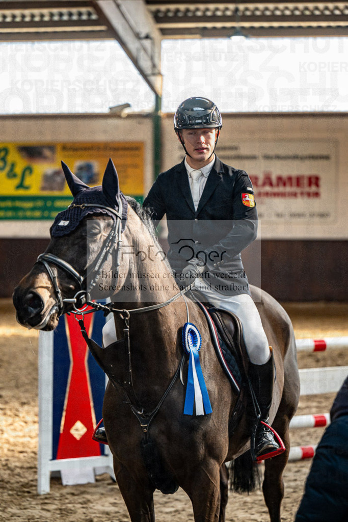 20240308-DOS_3395 | Entdecke hochwertige Reitturnierfotos von Foto Oger. Professionell, emotional und authentisch – jetzt Lieblingsmomente im Shop bestellen.Deutschlandweite Turnierfotografie. - Realisiert mit Pictrs.com