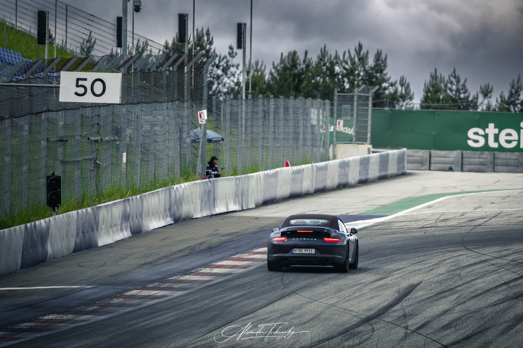 R6PZ0972 _Alexander Tschuncky | Entdecken Sie die faszinierende Welt von Alexander Tschuncky Arts: Kreative Fotografie, atemberaubende Automobilkunst und hochwertiger Bilderdruck. Lassen Sie sich inspirieren! - Realisiert mit Pictrs.com