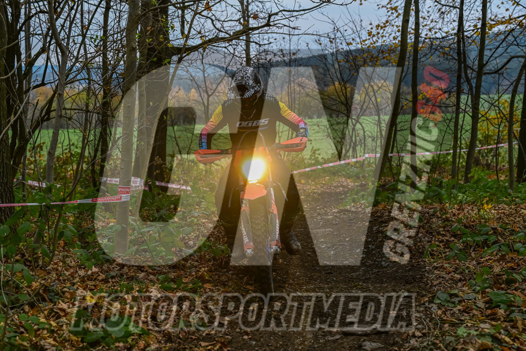 NZ8_8142 | grenznic640