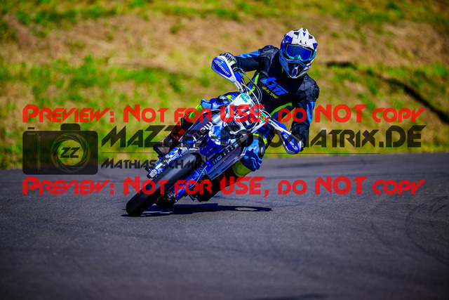 MaZZes_FotoMatrix_240816_6007705_8939 | UE40