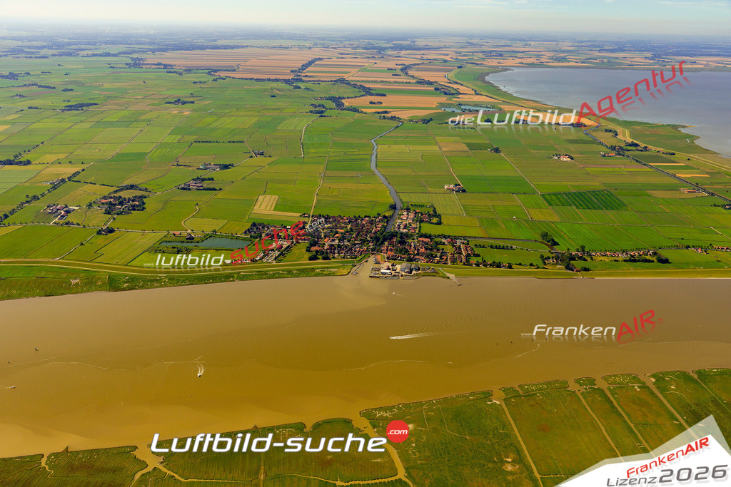 Aktuelles Luftbild von Ditzum Jemgum - Die Luftaufnahme wurde 2022 mittels UL-Flugzeug erstellt ( keine Drohne ) - hochauflösende Kamera-Systeme von  Canon -Beste Qualität - Für grossformatige Ausdrucke geeignet. Die Geschenkidee !