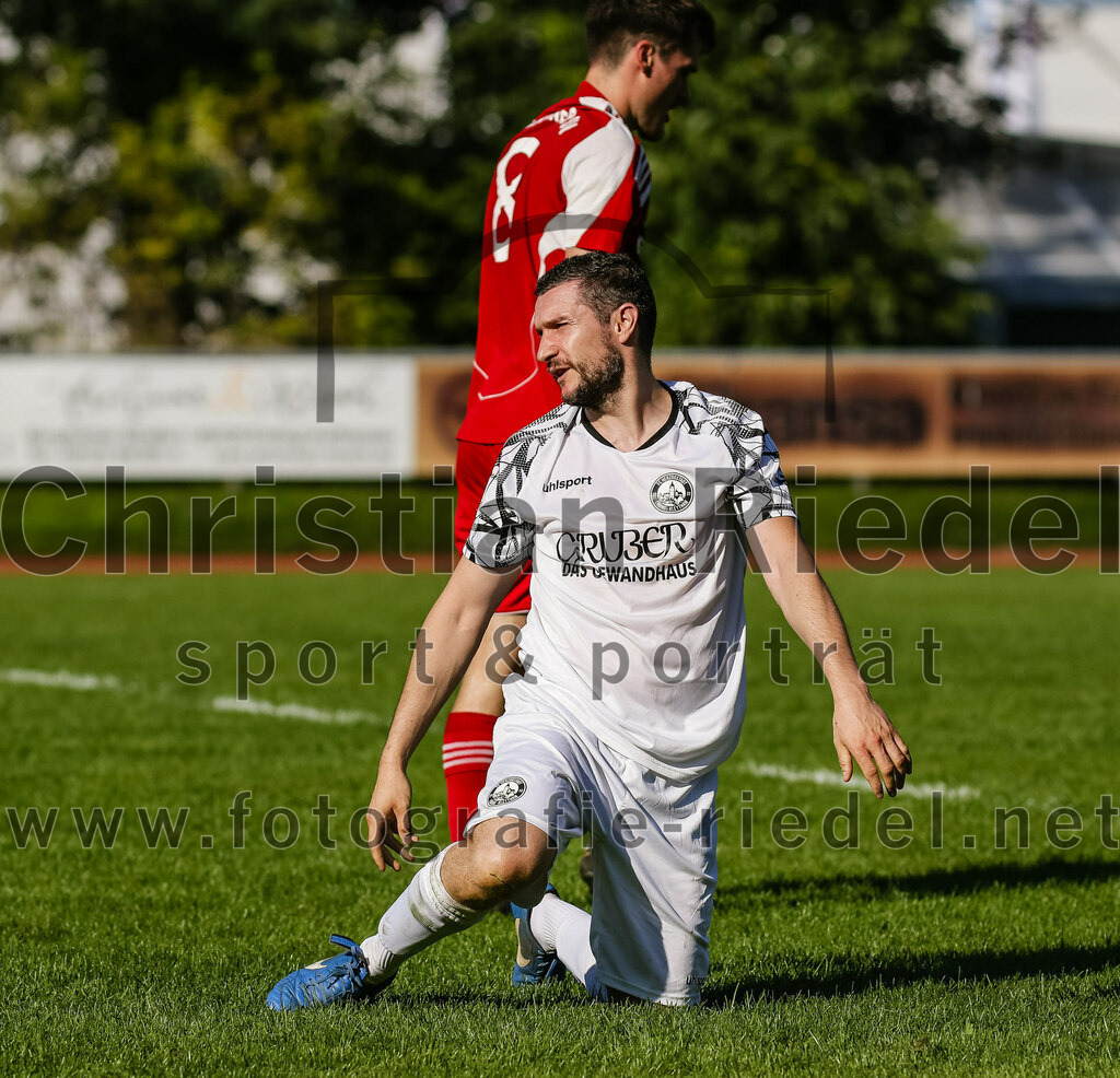 2023-09-09_094_FC_Herzogstadt_II_gegen_SG_Hoerlkofen_Woerth | Erding, Deutschland, 09.09.2023:
Fußball, A-Klassel 2023 / 2024, 6. Spieltag, FC Herzogstadt II gegen SG Hörlkofen/Wörth, Endergebnis: 1:2

Dacian Cozea (FC Herzogstadt, #7)

Foto: Christian Riedel / fotografie-riedel.net