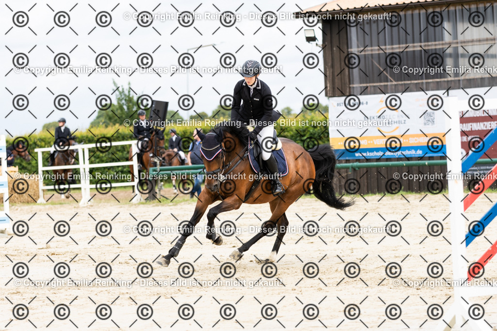 CL5A5571 | Emilia Reinking Fotografie - Realisiert mit Pictrs.com