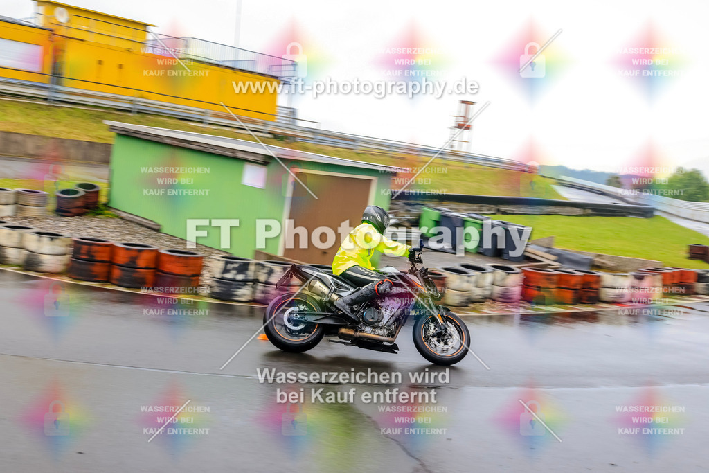 OBK-6056 | Hier findet Ihr Bilder von Touristenfahrten auf der Nürburgring Nordschleife oder von anderen Veranstaltungen die ich besucht habe. Viel Spass beim Durch Schauen 