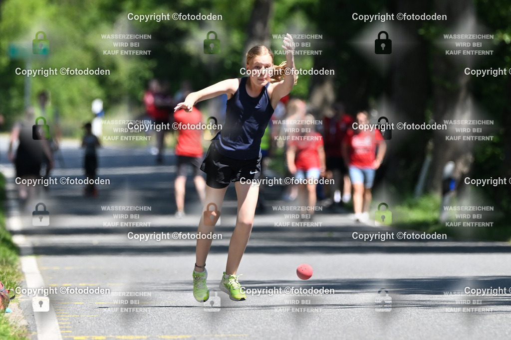 DSC_1145 | Fenna Fröhling / Collrunge BW / wJD Gummi