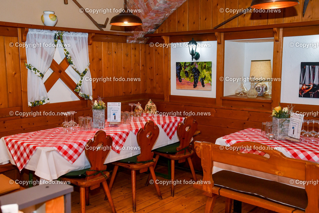 Urfahraner Heuriger_ Goldener Adler_ 11.01.2023-1 | 11.01.2023, Linz, AUT, Urfahraner Heuriger, Goldener Adler, im Bild Andreas Zauner (Wirt und Koch)