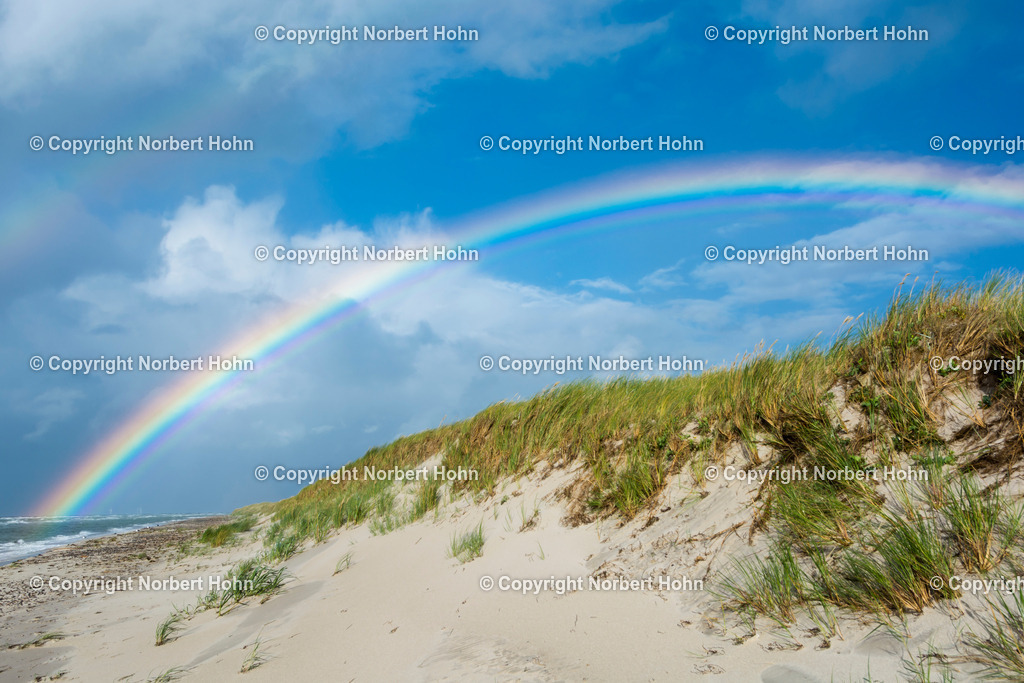 Reisefotografie - Deutschland - Fischland-Darß | Regenbogen ueber dem Prerower Darß. - Realisiert mit Pictrs.com