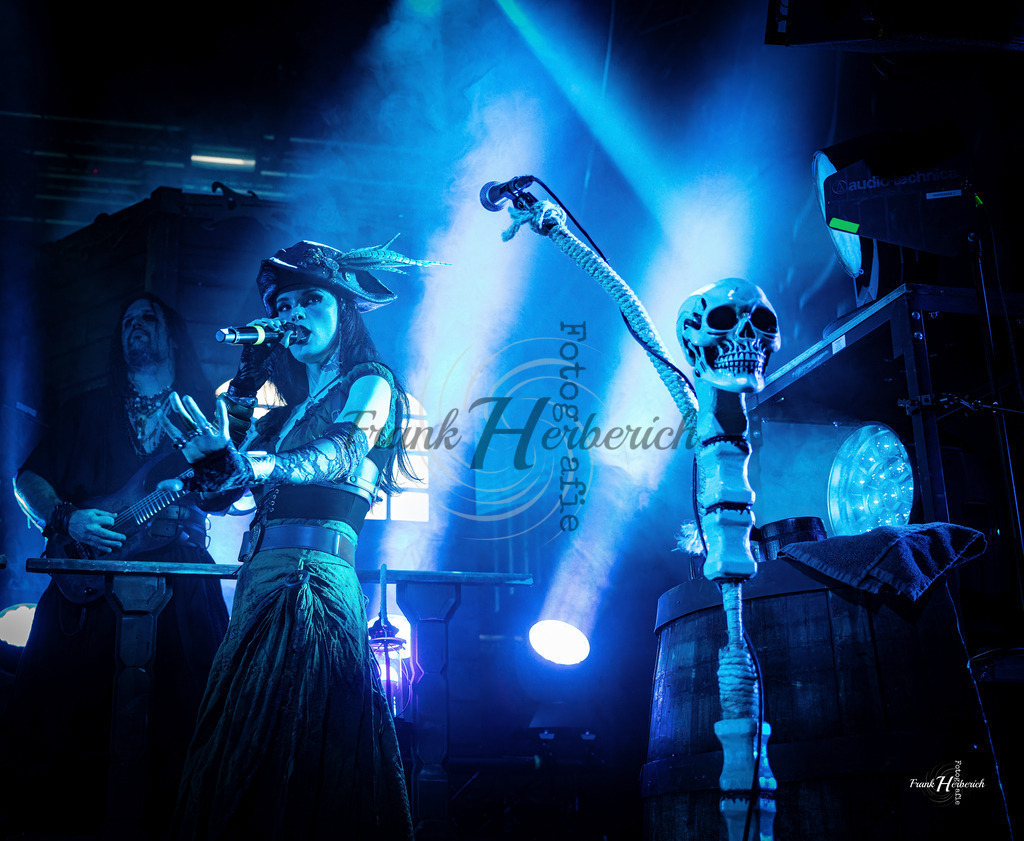 Visions Of Atlantis 21.02.2026 Geiselwind | Frank Herberich Fotografie, Frank Herberich, Fotografie, Hochzeit, Portrait, St. Peter Ording, Ording, Westerhever, Nordsee, Frank Fotografie, Hardheim,  Odenwald,Walldürn, Band,Eventfotografie - Realisiert mit Pictrs.com