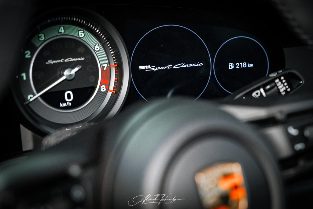 R6PZ3499 _Alexander Tschuncky | Entdecken Sie die faszinierende Welt von Alexander Tschuncky Arts: Kreative Fotografie, atemberaubende Automobilkunst und hochwertiger Bilderdruck. Lassen Sie sich inspirieren! - Realisiert mit Pictrs.com