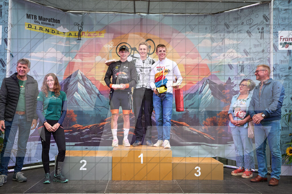Betriebszentrum Laubenbachmühle, Frankenfels, Österreich - 13. September 2025: Dirndltal Race - Fun und Trophy Race - SiegerehrungFotograf: Martin Bihounek / martinbihounek.com | 13. September 2025 Betriebszentrum Laubenbachmühle, Frankenfels, Österreich : Dirndltal Race - Fun und Trophy Race - Siegerehrung •••••Photo by: Martin Bihounek / martinbihounek.comInsta: @martinbihounekcom