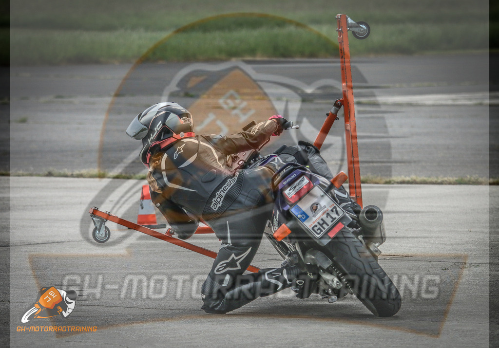 IMG_2489 | gh-motorradtraining-foto.de - Realisiert mit Pictrs.com