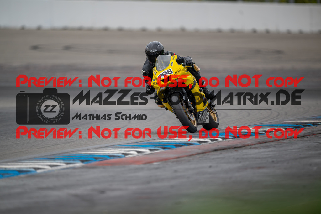 MaZZes-Fotomatrix-20260809-576294 | R1