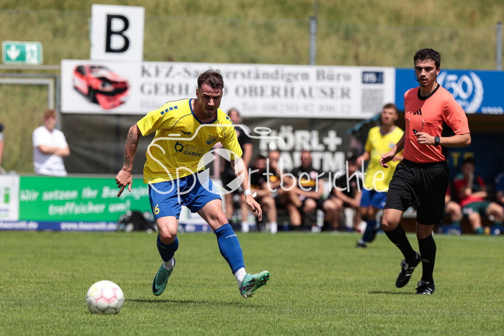 FC Pipinsried - SSV Jahn Regensburg II | Nico KARGER (FCP)