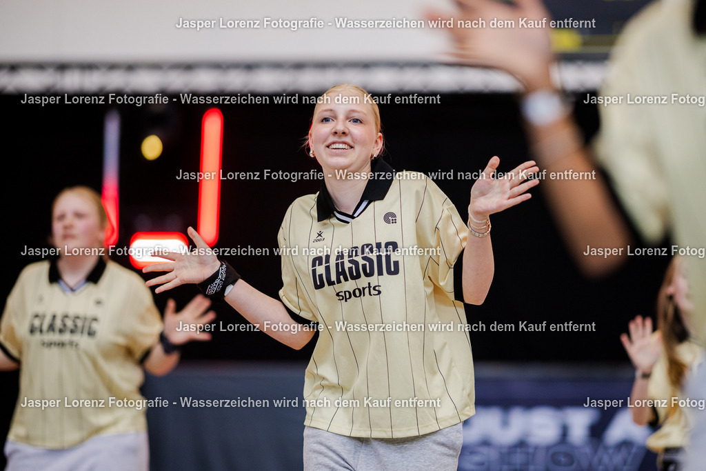 JUST A SHOW | Jasper Lorenz Fotografie - Realisiert mit Pictrs.com