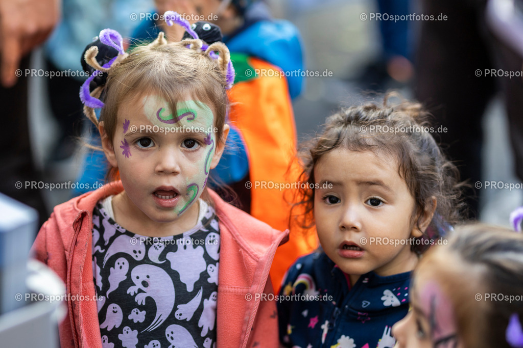 Sparda-Bank Halloween-Run Koeln 2023, 31.10.2023, Forstbotanischer Garten Rodenkirchen, Koeln | Impressionen vom Sparda-Bank Halloween-Run Koeln 2023, 31.10.2023, Forstbotanischer Garten Rodenkirchen, Koeln