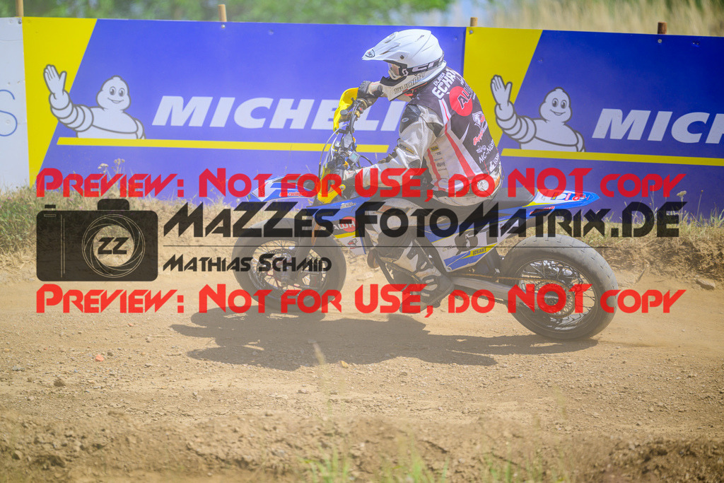 MaZZes_Fotomatrix_20250704_6007705_8300 | GELB