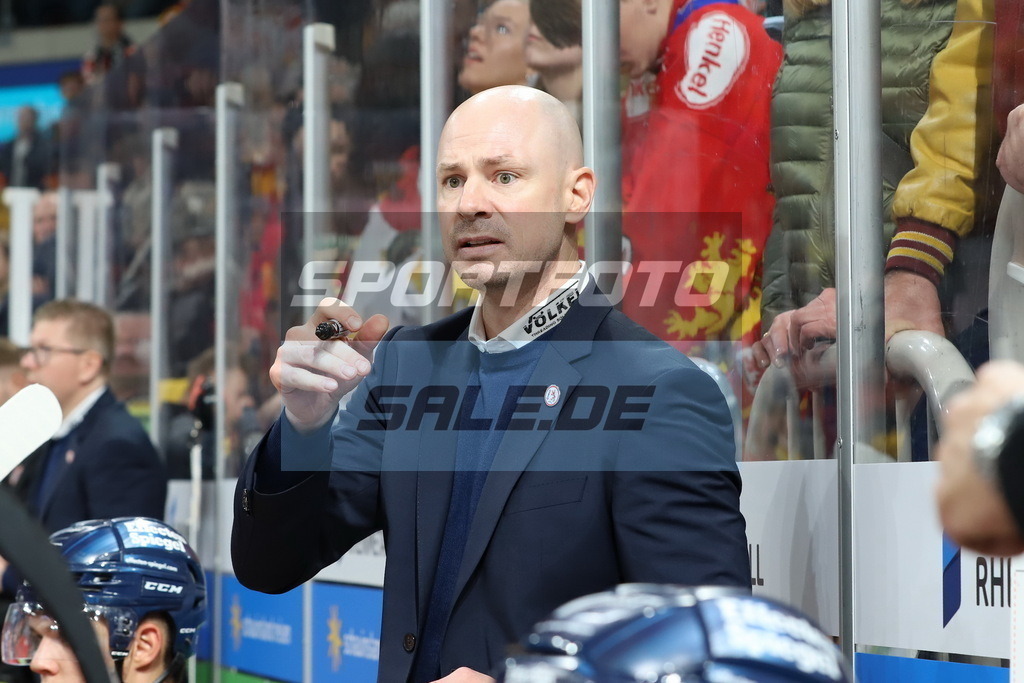 Steven Reinprecht - HC DEG | Steven Reinprecht - HC DEG - Realisiert mit Pictrs.com