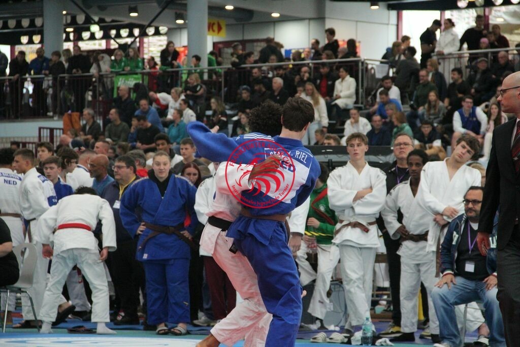 IMG_3450 | Fotos vom Adler Cup - Pictures from Adler Cup

Hier findet Ihr alle Eindrücke und großen Momente der Adler Cup Wochenenden. Here you will find all impressions and great moments of the Adler Cup weekends. - Realisiert mit Pictrs.com