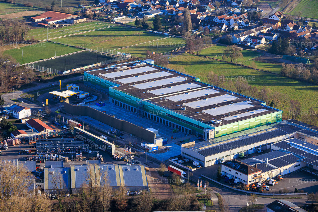 Luftbild: Neubau des Logistikpark der HANSAINVEST und DFI-Real-Estate Kandel für FRISCHEPLATTFORM SÜDWEST der Gemüsering Stuttgart GmbH in Wörth am Rhein im Bundesland Rheinland-Pfalz in Deutschland. Foto: IMG_152604.jpg vom 31.12.2025 durch Werner Riehm/FLY-FOTO.deWWW.HANSAINVEST.DE