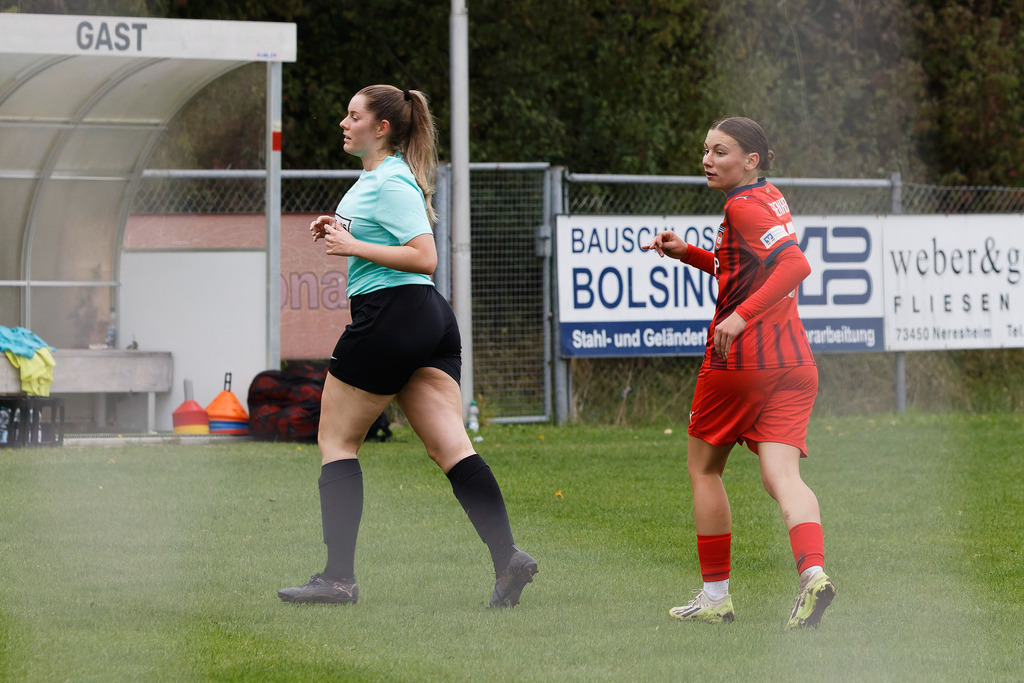 SVWFCH_250927_6040 | Fotopresso – Sportfotografie in Heidenheim & Umgebung. Professionelle Sportfotografie für unvergessliche Momente. Dynamische Action-Shots, emotionale Szenen & hochwertige Bilder. - Realisiert mit Pictrs.com