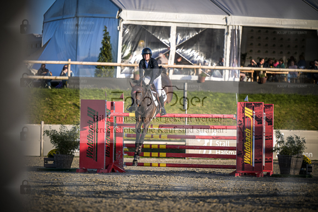 DOS_2778 | Entdecke hochwertige Reitturnierfotos von Foto Oger. Professionell, emotional und authentisch – jetzt Lieblingsmomente im Shop bestellen. - Realisiert mit Pictrs.com
