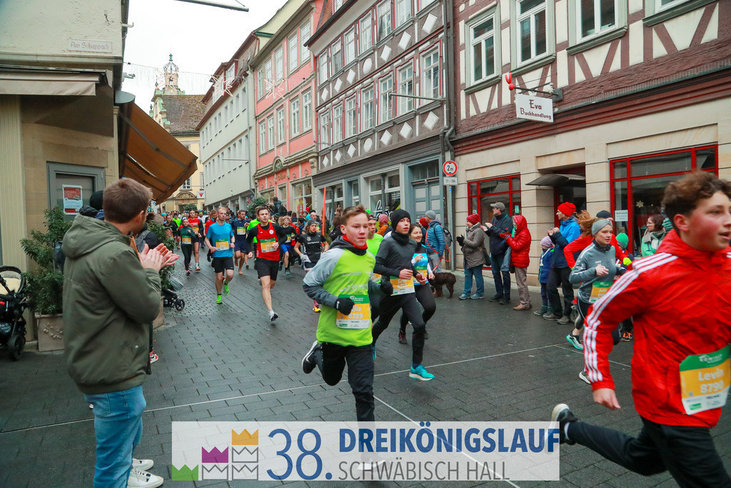 5km Roewisch Wohnbau Cup | 3 Koenigslauf 2024 5km Roewisch Wohnbau Cup - Realisiert mit Pictrs.com