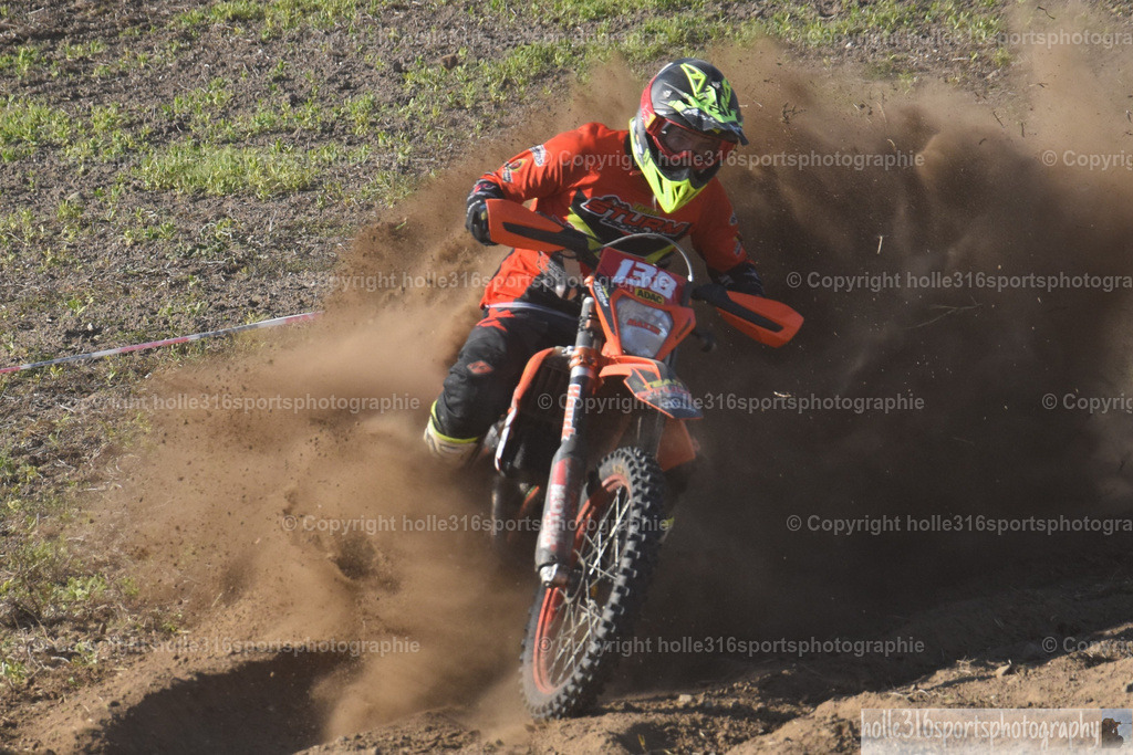 DSC_0465 | Sportfotografie , Motorsport, Motoross, Reitsport, Mointainbike, Enduro,
Landschaft , Outdoor, Eventfotografie, Landschaft, Bilder online bestellen - Realisiert mit Pictrs.com