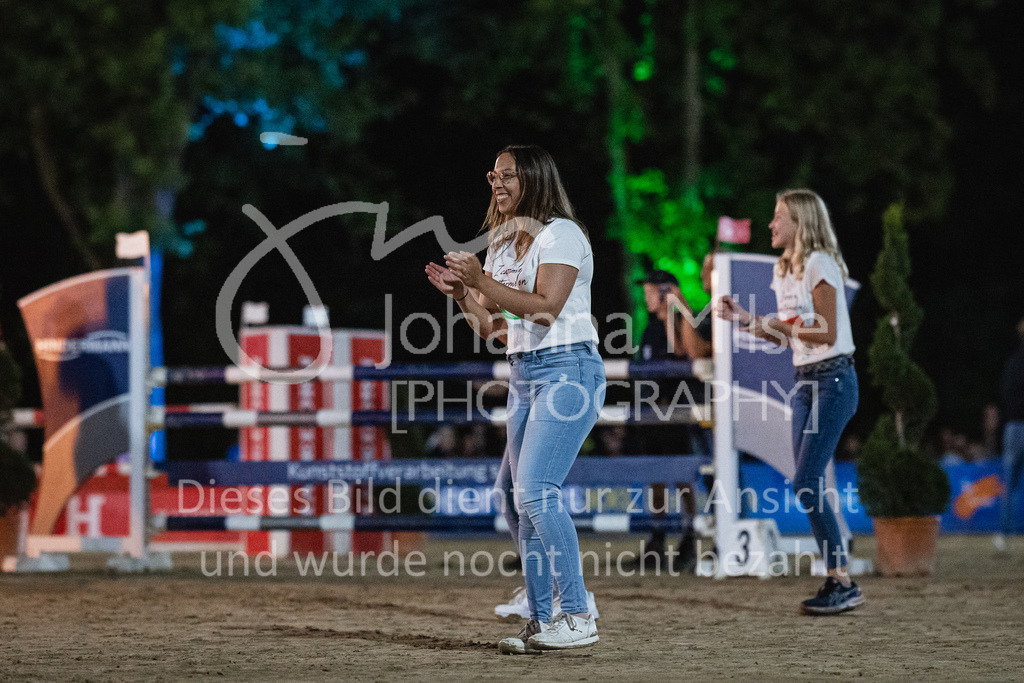 230827_Delbrueck_Kostuem-797 | Deine schönsten Turniermomente als professionelle Fotos! Entdecke hochwertige Pferdesport-Fotografie im Online-Shop. Jetzt Fotos finden & bestellen!