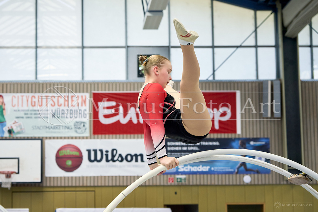 B-DSC01097 | Professionelle Sportfotografie in Hamburg, Schleswig-Holstein und Niedersachsen – spezialisiert auf Rhönrad, Geräteturnen, Leistungsturnen und rhythmische Sportgymnastik. Bundesweite Begleitung von Rhönrad-Events. Jetzt Sport-Fotos - Realisiert mit Pictrs.com