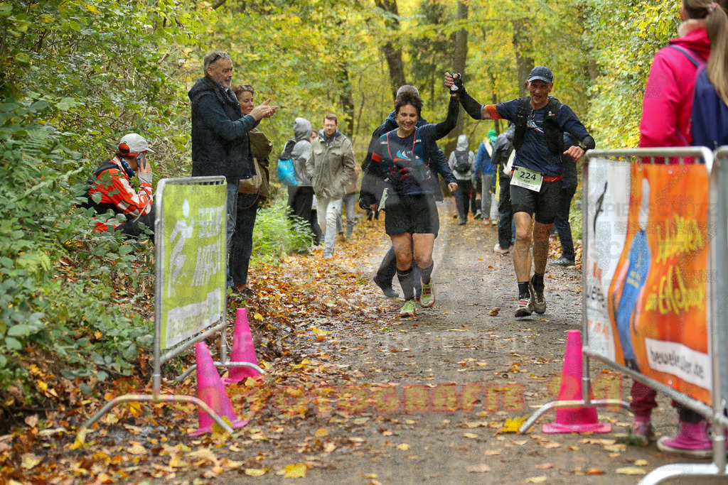 251026_1316_EX1_3065 | Sportfotografie im Rhein-Sieg Kreis, Köln, Bonn, NRW, Rheinland Pfalz, Hessen, etc. Unser Tätigkeitsfeld umfasst den Laufsport vom Volkslauf über den Marathon, Duathlon, Triathon bis zum Ultralauf wie Kölnpfad Ultra oder Schindertrail.