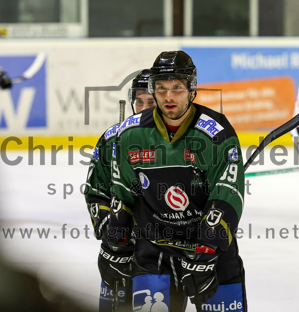 2022-12-23_069_TSV_Erding_gegen_EA_Schongau | Erding, Deutschland, 23.12.2022:
Eishockey, Bayernliga 2022 / 2023, 22. Spieltag, TSV Erding gegen EA Schongau, Endergebnis: 

Foto: Christian Riedel / fotografie-riedel.net