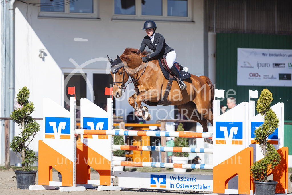260402_Fruehlingsfest_M1-Spr-724 | Deine schönsten Turniermomente als professionelle Fotos! Entdecke hochwertige Pferdesport-Fotografie im Online-Shop. Jetzt Fotos finden & bestellen!