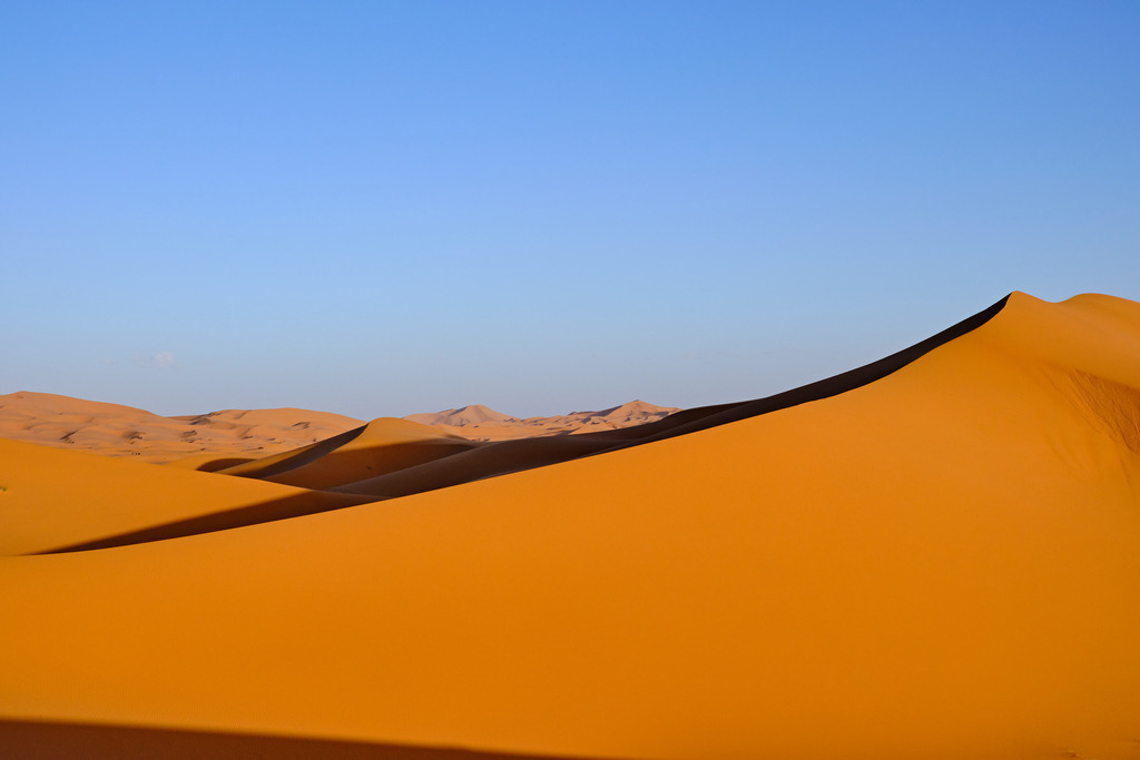 Grosse Düne im Abendlicht | Merzouga, Marokko - November 14, 2024: Grosse Düne im Abendlicht. - Realisiert mit Pictrs.com