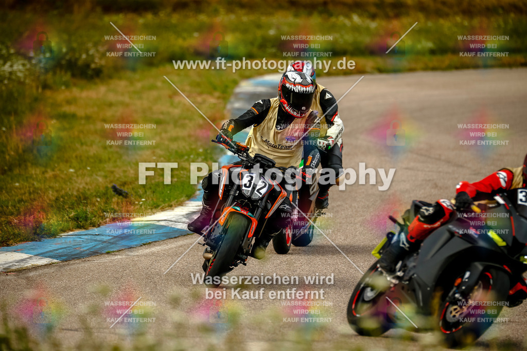 Chambley Juli-0867 | Hier findet Ihr Bilder von Touristenfahrten auf der Nürburgring Nordschleife oder von anderen Veranstaltungen die ich besucht habe. Viel Spass beim Durch Schauen 