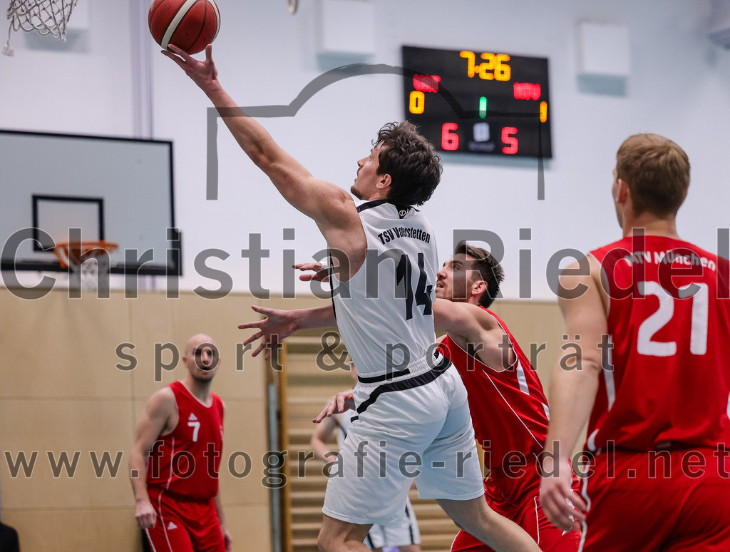 2025-12-06_024_TSV_Vaterstetten_gegen_MTV_1879_Muenchen | Vaterstetten, Deutschland, 06.12.2025:Basketball, 2. Regionalliga Süd 2025 / 2026, 9. Spieltag, TSV Vaterstetten gegen MTV 1879 München, Endergebnis: 58:83Ivan Nikolovski (TSV Vaterstetten, #14)Foto: Christian Riedel / fotografie-riedel.net