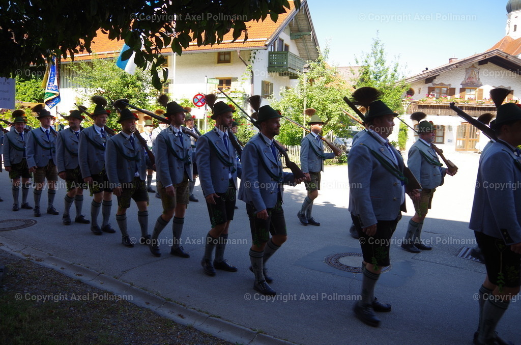 IMGP5159 | fotografiert von Axel PollmannLeonhardi Wallfahrt Benediktbeuern und Murnau, Fronleichnam, Fasching, Landschaft im Loisachtal und Benediktbeuern  - Realisiert mit Pictrs.com