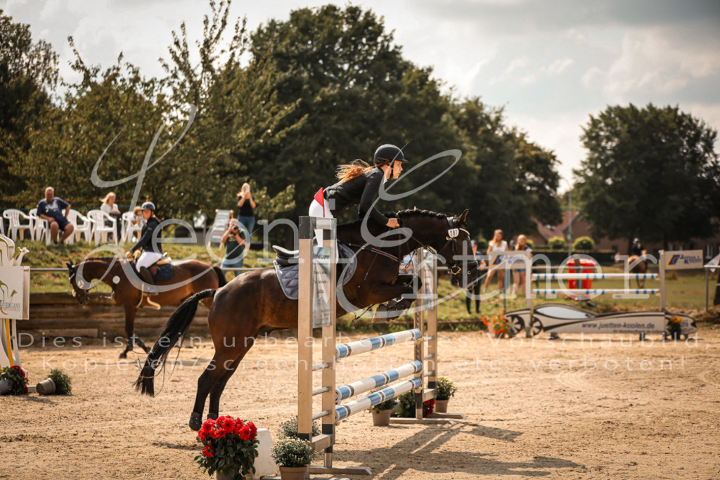 24.FrSpA00042 | Leoni Ertmer Photography - Realisiert mit Pictrs.com