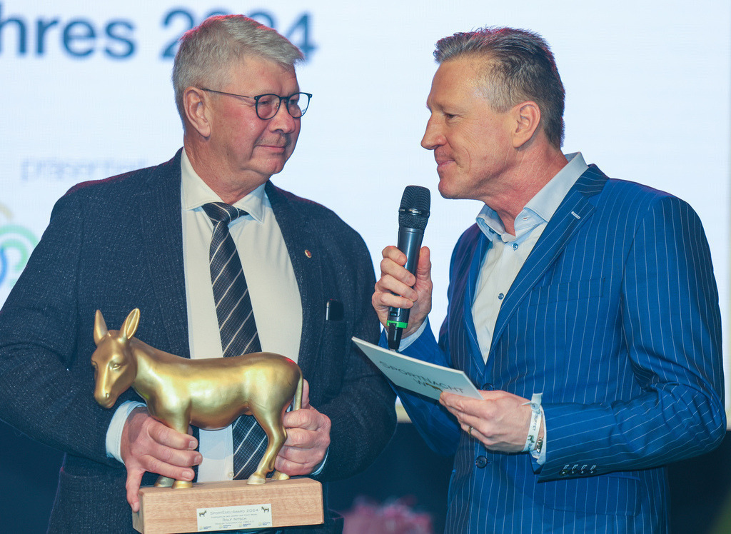 top-top.de250214-254 | Die 3. Weseler SportNacht, die große Sportgala mit Ehrungen der Weseler Sportler des Jahres 2024 findet am Freitag, den 14.02.2025 im Festzelt an der Rheinpromenade statt.Foto: Erwin Pottgiesser