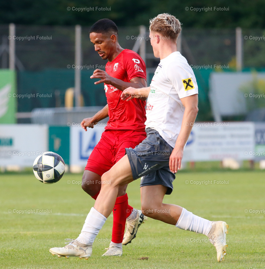 A_LUI_16082025_33 | SPORT,FUSSBALL,LT1 OOE LIGA ASKOE OEDT 1B-SPG ALGENMAX PREGARTEN 16.08.2025 IM BILD:VALDIR HENRIQUE  (OEDT 1B) UND JULIAN RECHBERGER (PREGARTEN) FOTO :FOTOLUI