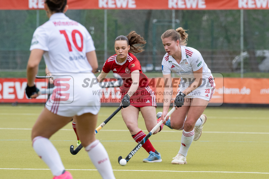 SFE_20260321_0081 | Köln, Deutschland, 21.03.26: Feldhockey 1. Bundesliga Damen zwischen Rot-Weiss Köln - Bremer HC im REWE Sportpark am 21.03.2026 in Köln, Deutschland. (Foto von Stephan Fehrmann)Köln, Germany, 21.03.26: Feldhockey 1. Bundesliga Damen between Rot-Weiss Köln - Bremer HC in REWE Sportpark at 21.03.2026 in Köln, Deutschland. (Foto from Stephan Fehrmann)