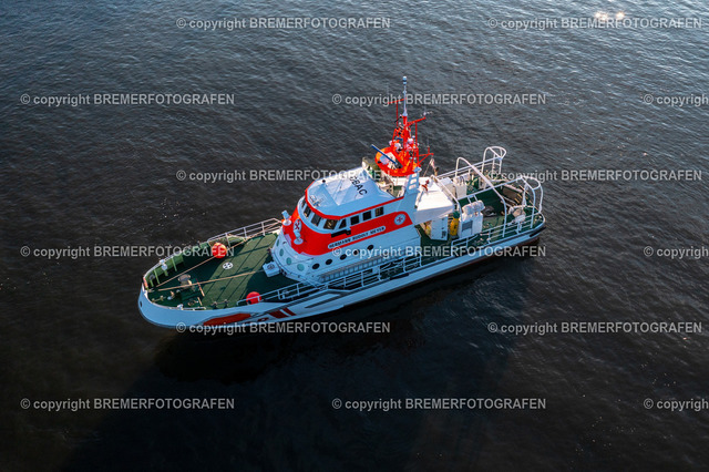 DJI_0171 | 30.09.2022 Drohnenaufnahmen Dt. Schifffahrtstag 2022 Bremen Wendebecken / Weser